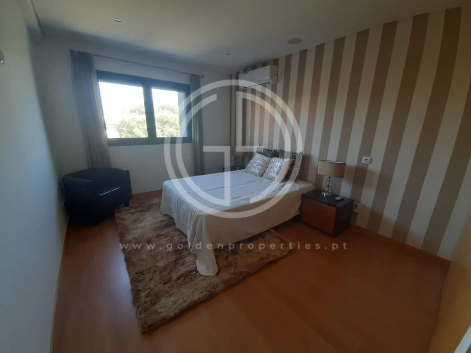 Apartamento T2 para Venda em Almancil Foto 4