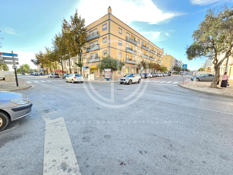 Apartamento T2 para Venda em Almancil Foto 15