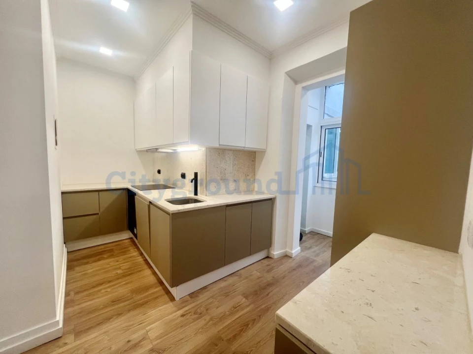 Apartamento T2 para Venda em Penha de França Foto 12