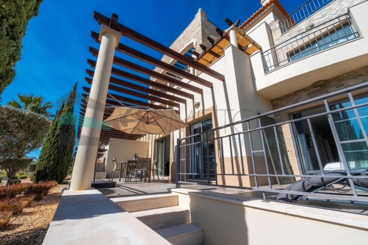 Apartamento T2 para Venda em Quarteira Foto 21