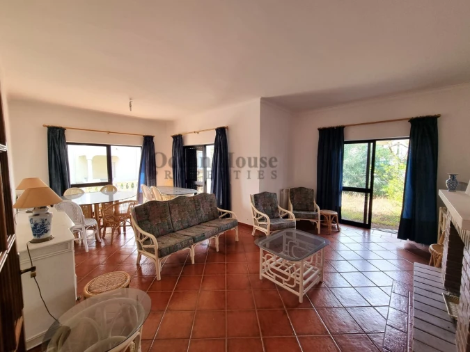 Moradia T5 para Venda em Albufeira e Olhos de Água Foto 7