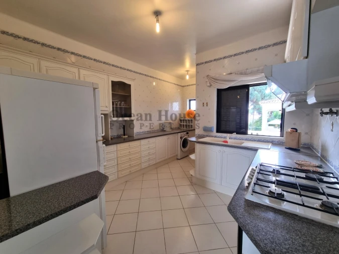 Moradia T5 para Venda em Albufeira e Olhos de Água Foto 11