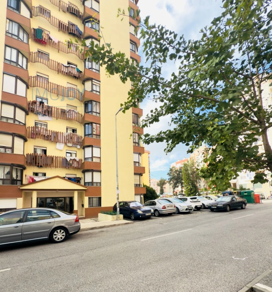 Apartamento T2 para Venda em Algueirão-Mem Martins Foto 26