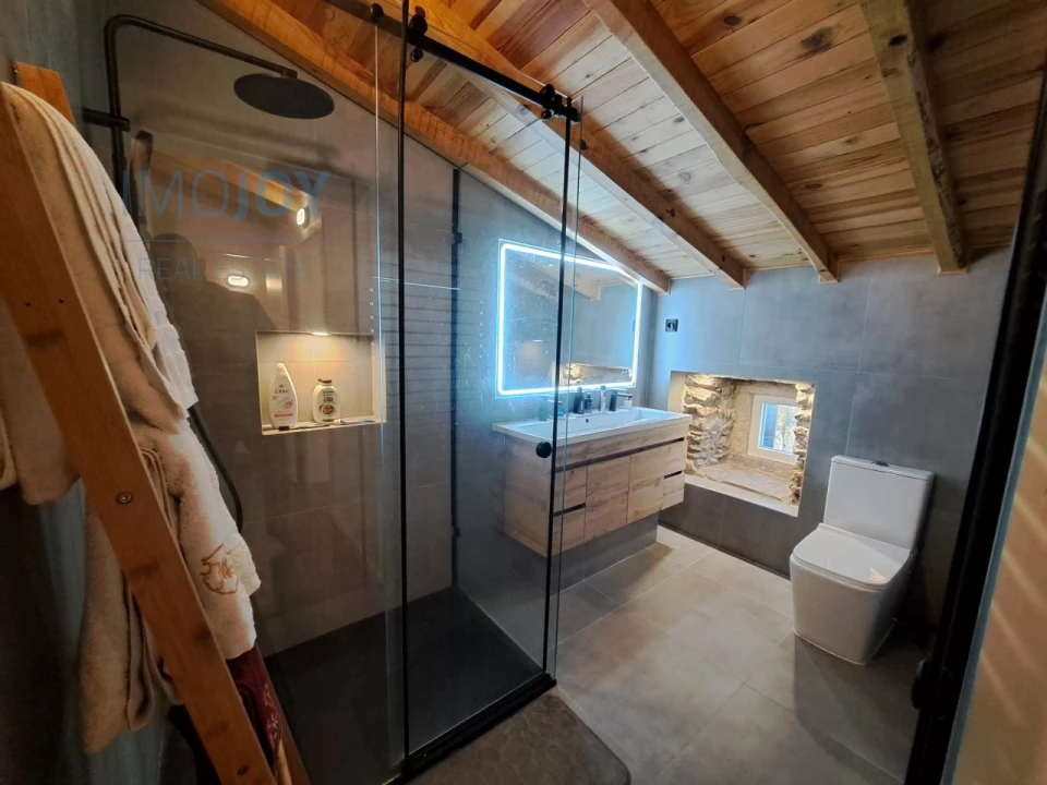 Moradia T3 para Venda em Santiago dos Velhos Foto 23