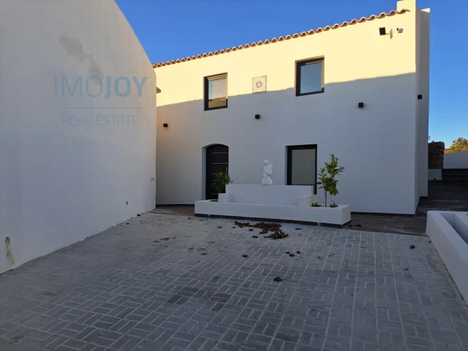 Moradia T3 para Venda em Santiago dos Velhos Foto 26