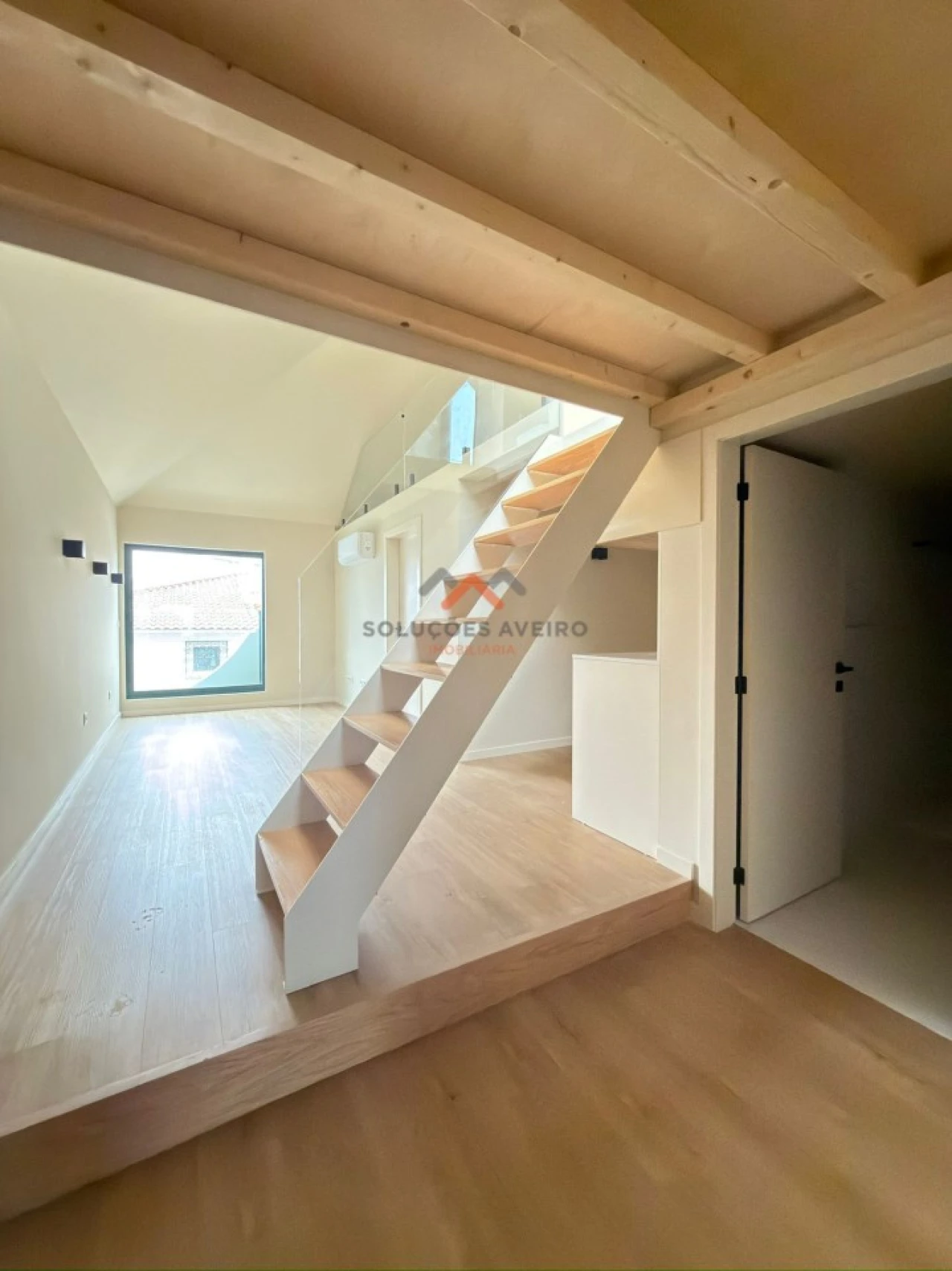 Apartamento T2 para Venda em Glória e Vera Cruz Foto 4