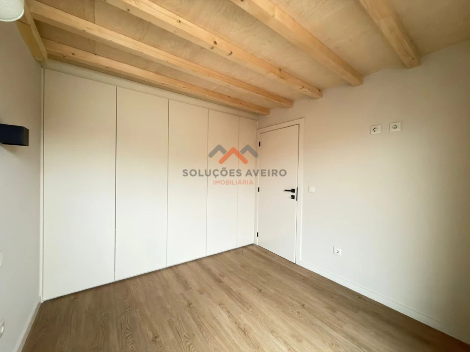 Apartamento T2 para Venda em Glória e Vera Cruz Foto 9