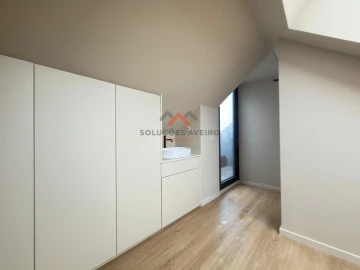 Apartamento T2 para Venda em Glória e Vera Cruz
