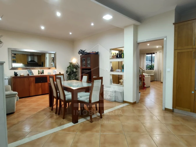 Moradia T3 para Venda em Barroselas e Carvoeiro Foto 6