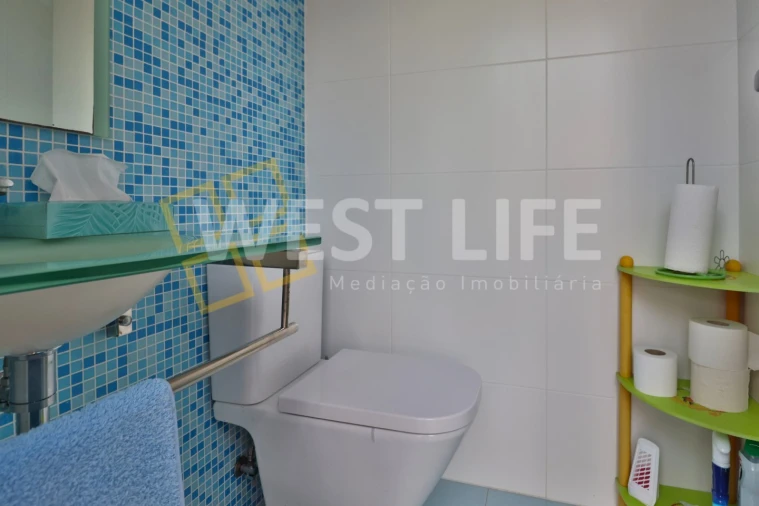 Moradia T4 para Venda em Silveira Foto 24