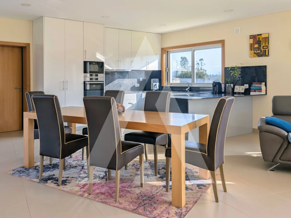 Moradia T3 para Venda em Macinhata do Vouga Foto 4