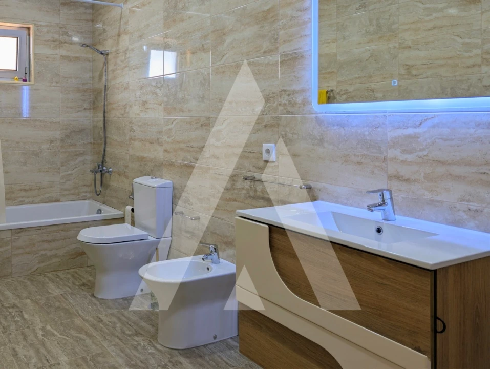 Moradia T3 para Venda em Macinhata do Vouga Foto 16