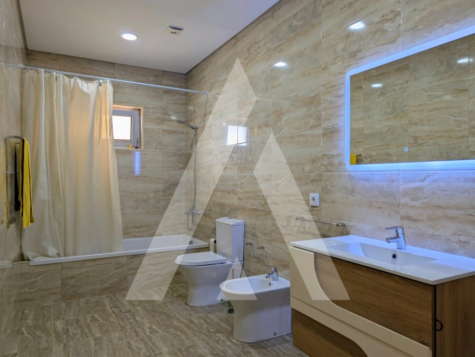 Moradia T3 para Venda em Macinhata do Vouga Foto 15