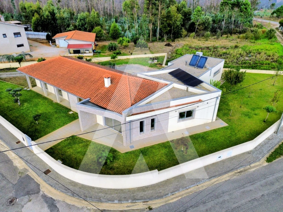 Moradia T3 para Venda em Macinhata do Vouga Foto 39