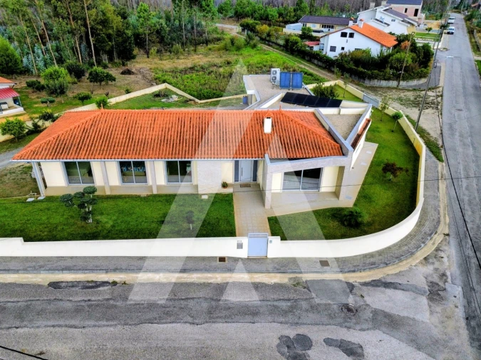 Moradia T3 para Venda em Macinhata do Vouga Foto 1