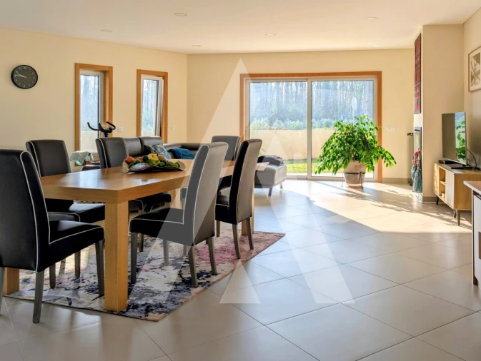 Moradia T3 para Venda em Macinhata do Vouga Foto 9