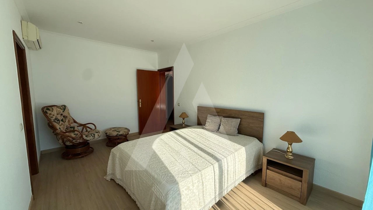 Apartamento T2 para Arrendamento em Albufeira e Olhos de Água Foto 16