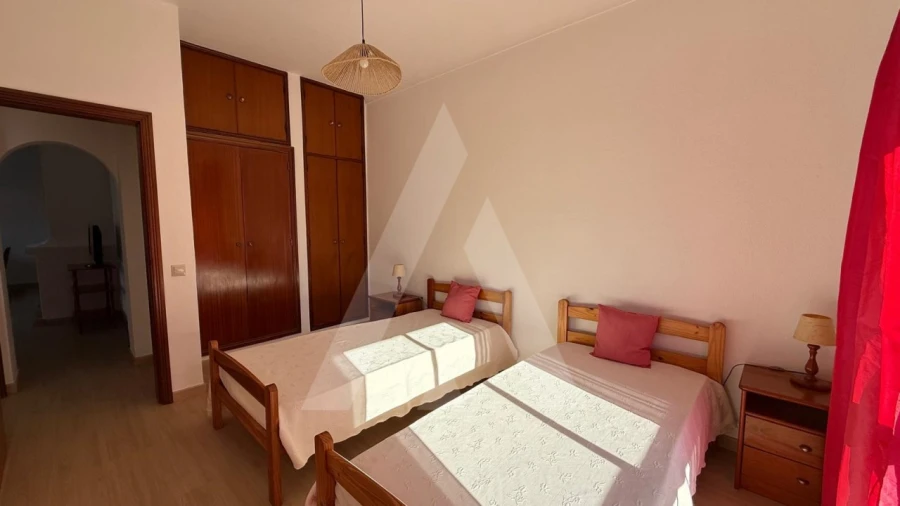 Apartamento T2 para Arrendamento em Albufeira e Olhos de Água Foto 11