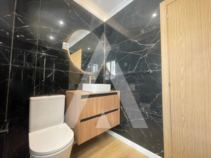 Apartamento T2 para Venda em Venteira Foto 6