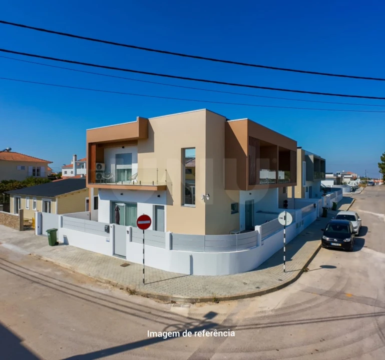 Moradia T3 para Venda em Fernao Ferro Foto 2