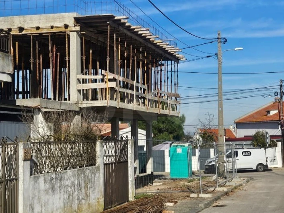 Moradia T3 para Venda em Fernao Ferro Foto 4