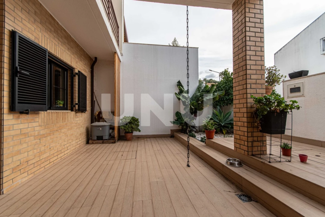 Moradia T4 para Venda em Castanheira do Ribatejo e Cachoeiras Foto 6