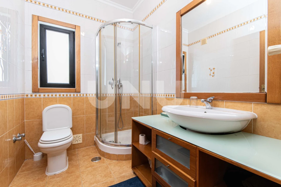 Moradia T4 para Venda em Castanheira do Ribatejo e Cachoeiras Foto 35