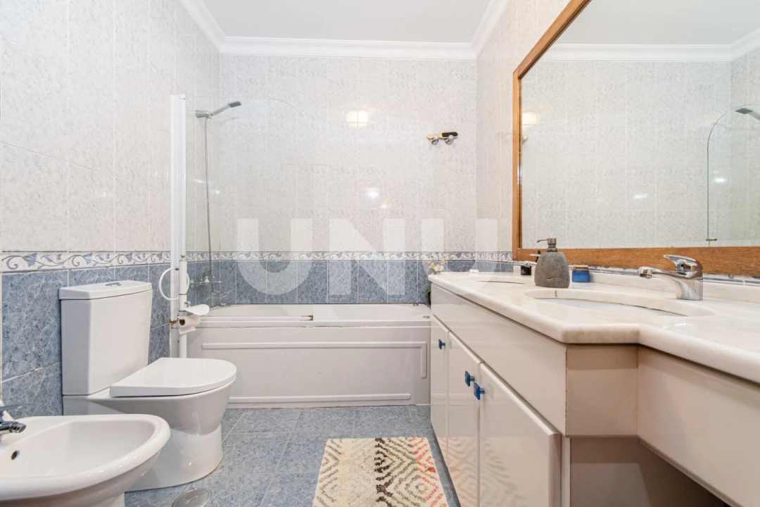 Moradia T4 para Venda em Castanheira do Ribatejo e Cachoeiras Foto 25