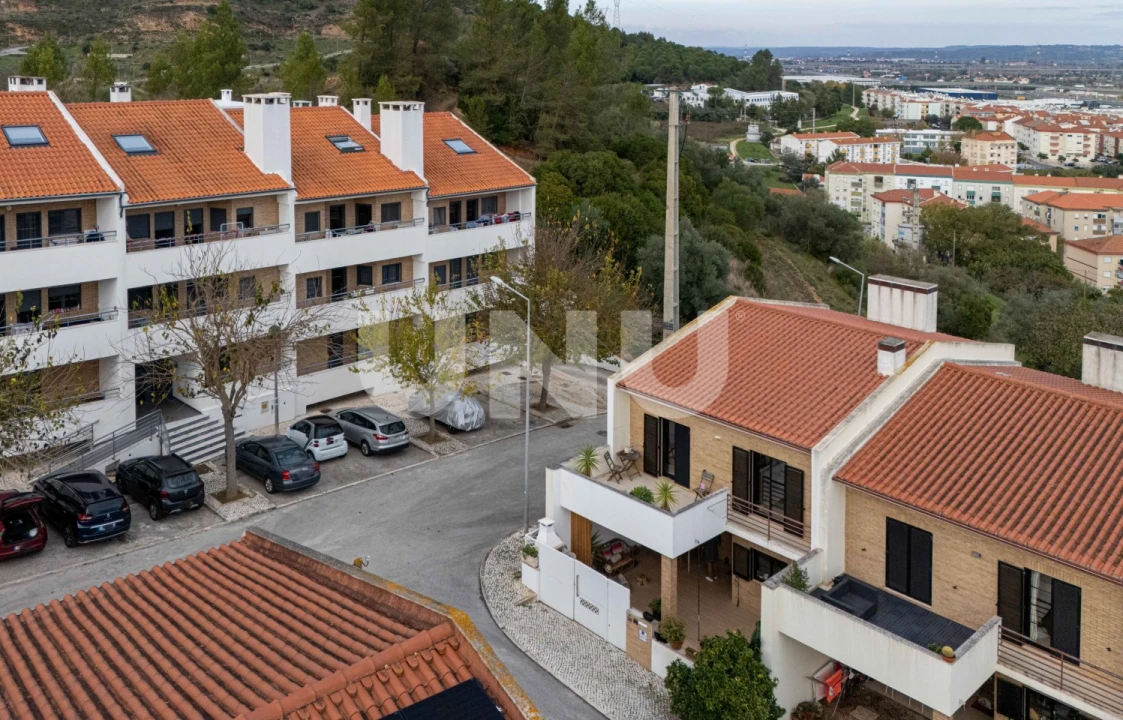 Moradia T4 para Venda em Castanheira do Ribatejo e Cachoeiras Foto 45