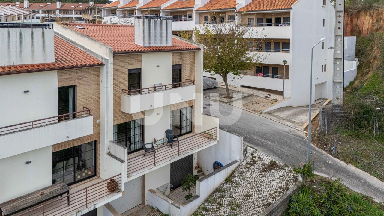 Moradia T4 para Venda em Castanheira do Ribatejo e Cachoeiras Foto 46