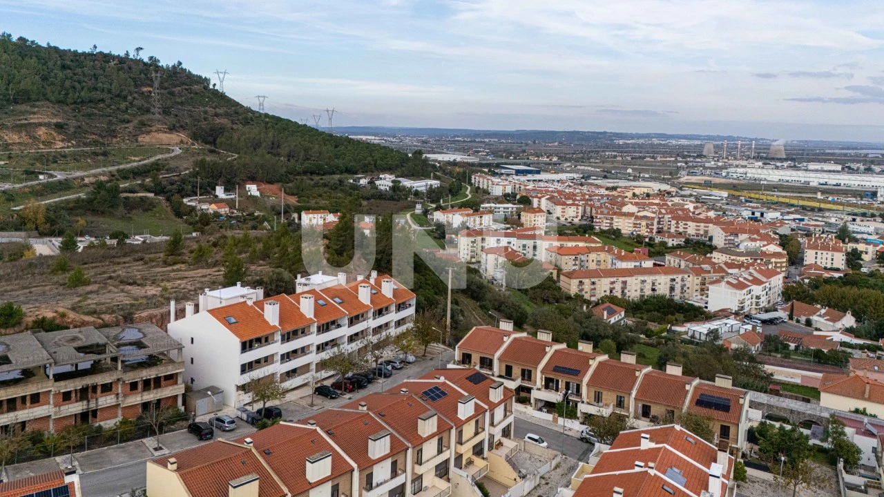 Moradia T4 para Venda em Castanheira do Ribatejo e Cachoeiras Foto 55