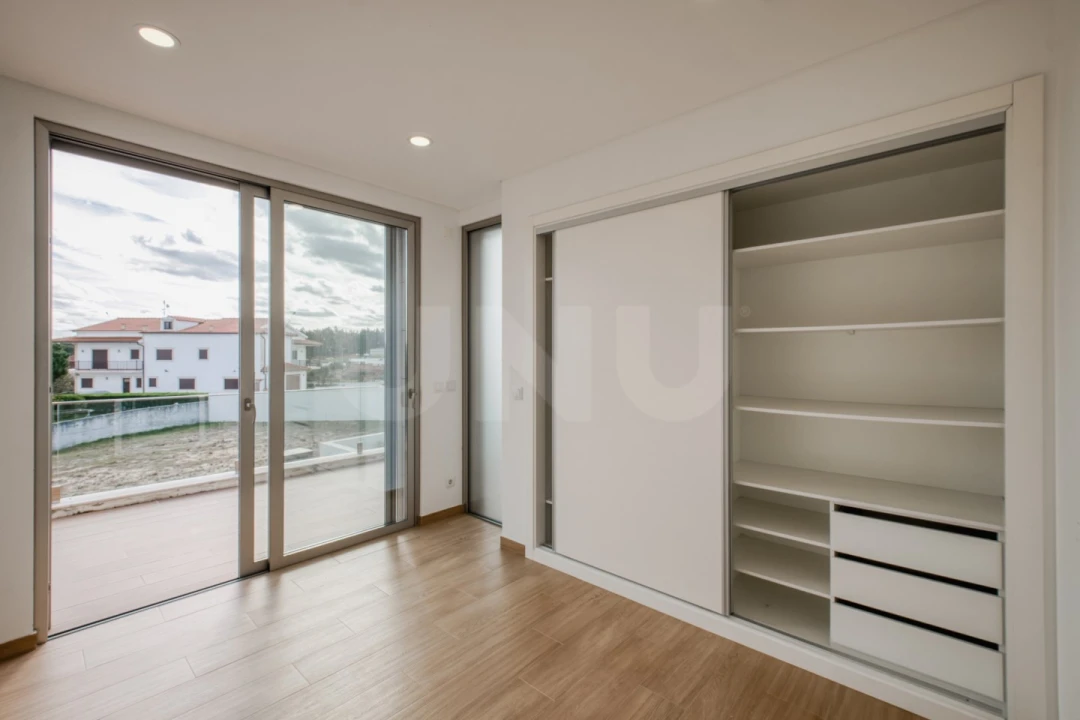 Moradia T3 para Venda em Tornada e Salir do Porto Foto 11