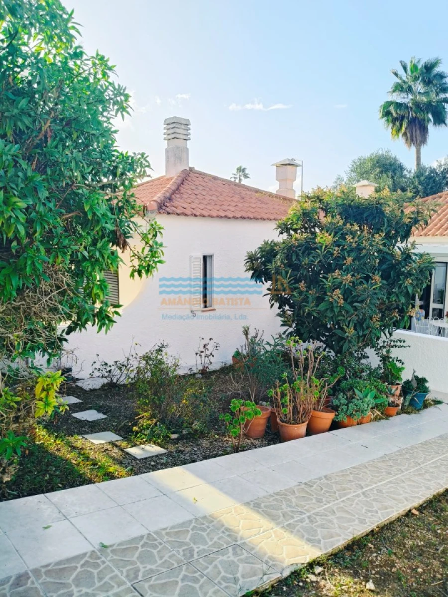 Moradia T2 para Venda em Conceição e Cabanas de Tavira Foto 3