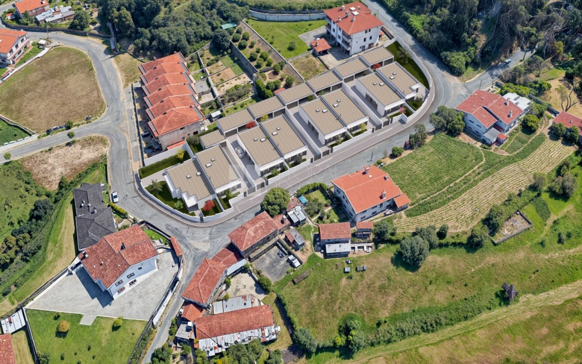 Moradia T3 para Venda em Santa Maria da Feira, Travanca, Sanfins e Espargo Foto 7