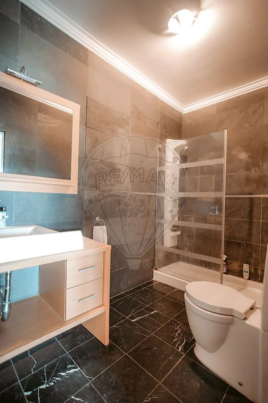 Moradia T4 para Venda em Vale de Santarem Foto 12