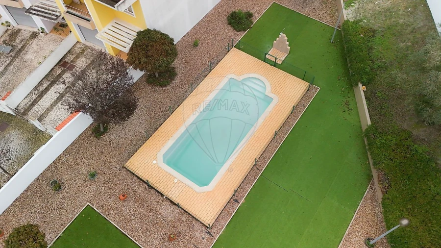 Moradia T4 para Venda em Vale de Santarem Foto 31