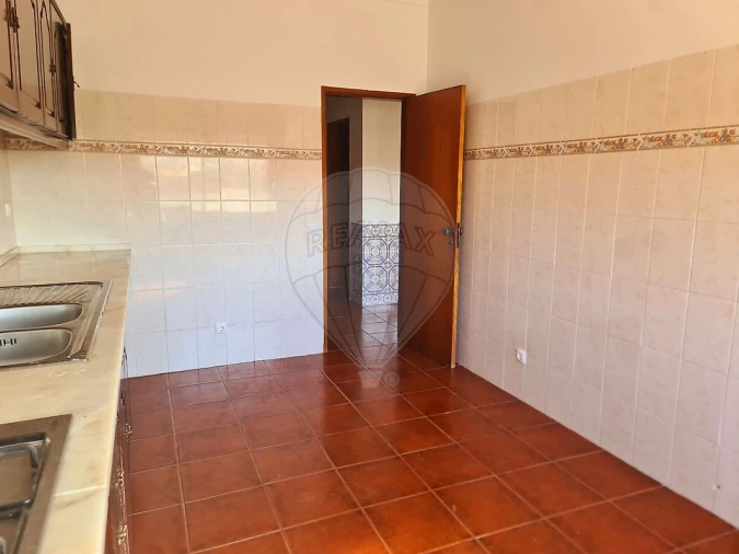 Apartamento T3 para Arrendamento em Cartaxo e Vale da Pinta Foto 11