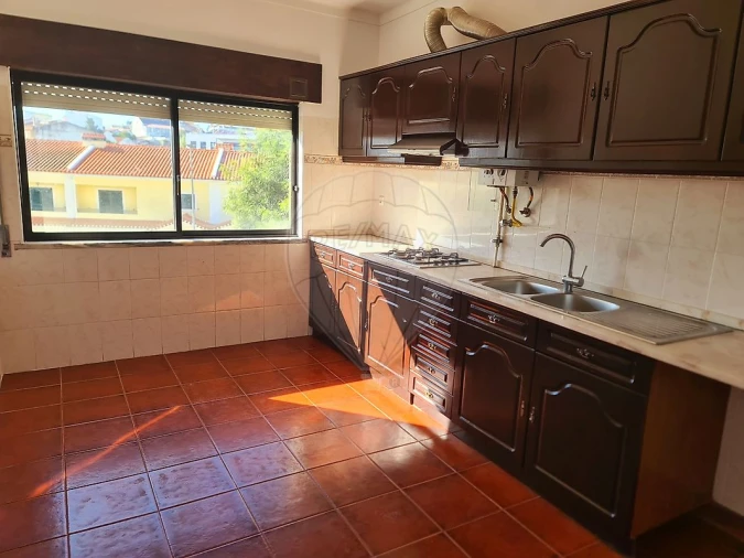 Apartamento T3 para Arrendamento em Cartaxo e Vale da Pinta