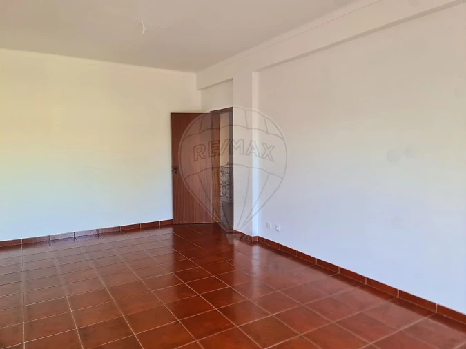 Apartamento T3 para Arrendamento em Cartaxo e Vale da Pinta Foto 3