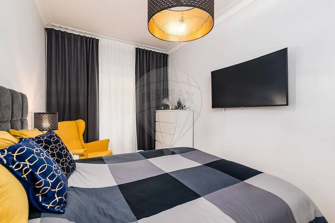 Apartamento T2 para Venda em Queluz e Belas Foto 14