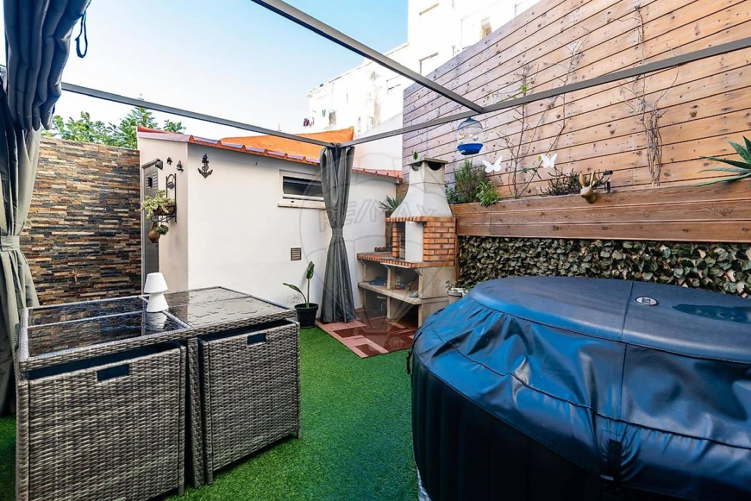 Apartamento T2 para Venda em Queluz e Belas Foto 17