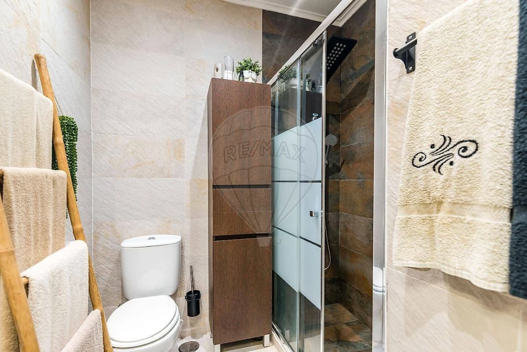 Apartamento T2 para Venda em Queluz e Belas Foto 36