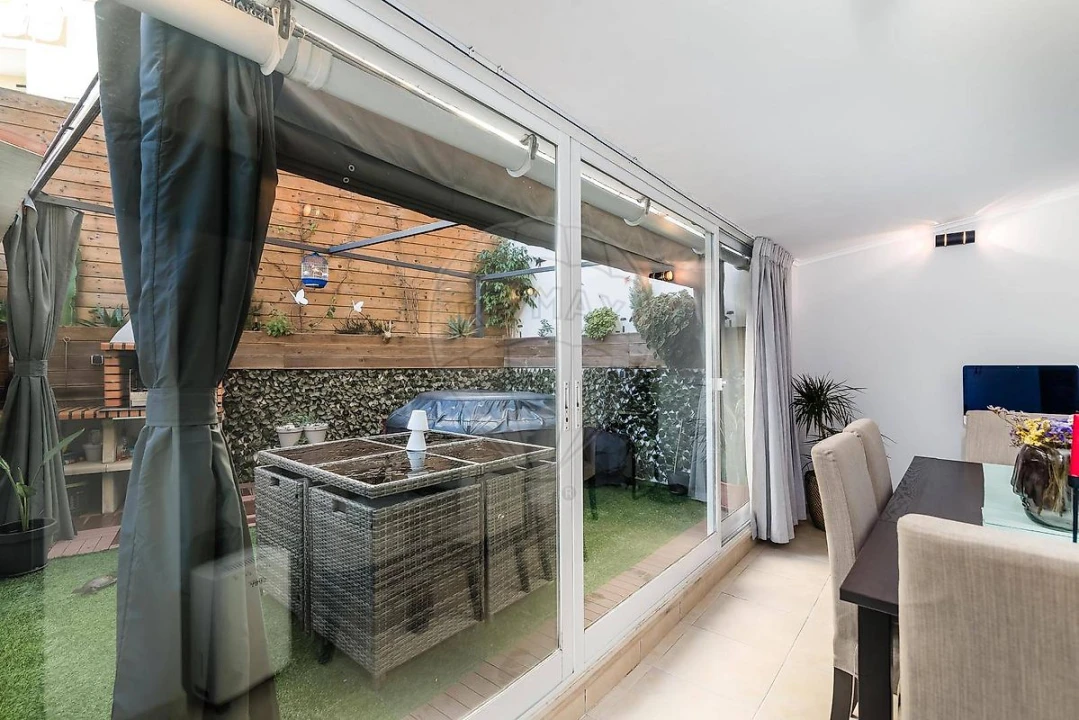 Apartamento T2 para Venda em Queluz e Belas Foto 29