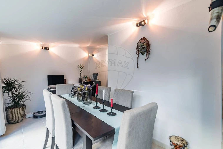 Apartamento T2 para Venda em Queluz e Belas Foto 7