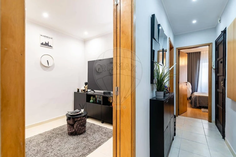 Apartamento T2 para Venda em Queluz e Belas Foto 29