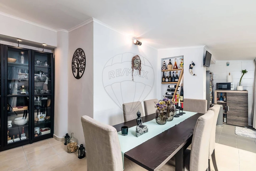 Apartamento T2 para Venda em Queluz e Belas Foto 32