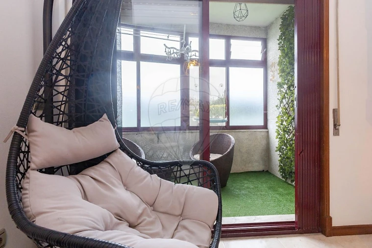 Apartamento T1 para Venda em Oliveira do Douro Foto 12