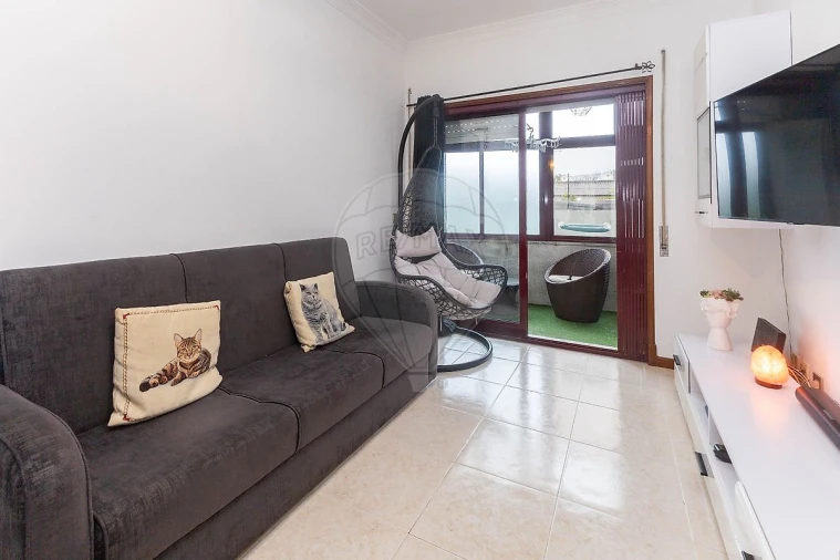 Apartamento T1 para Venda em Oliveira do Douro Foto 11