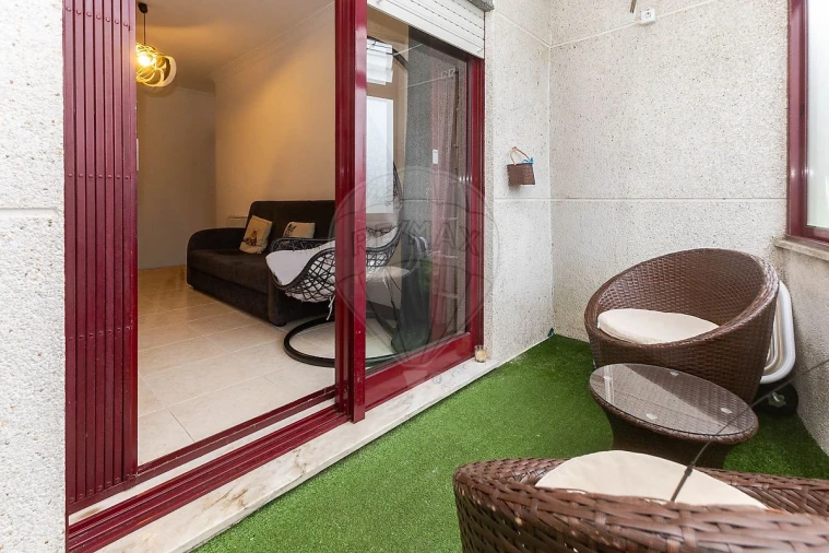 Apartamento T1 para Venda em Oliveira do Douro Foto 14