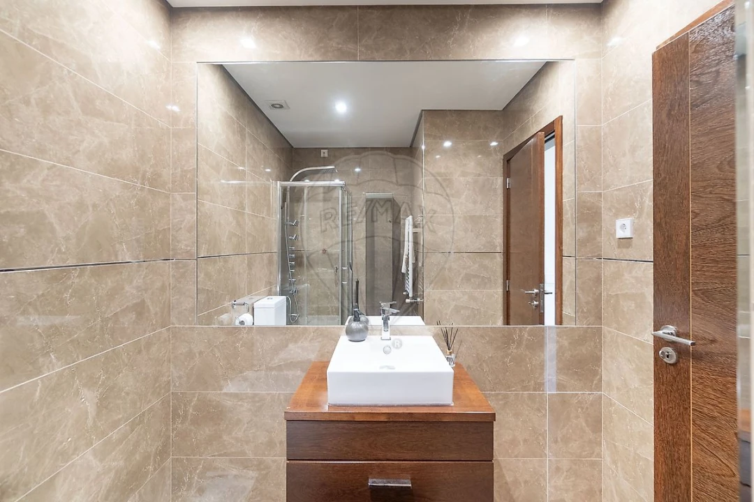 Apartamento T2 para Venda em Vila Chã, Codal e Vila Cova de Perrinho Foto 24